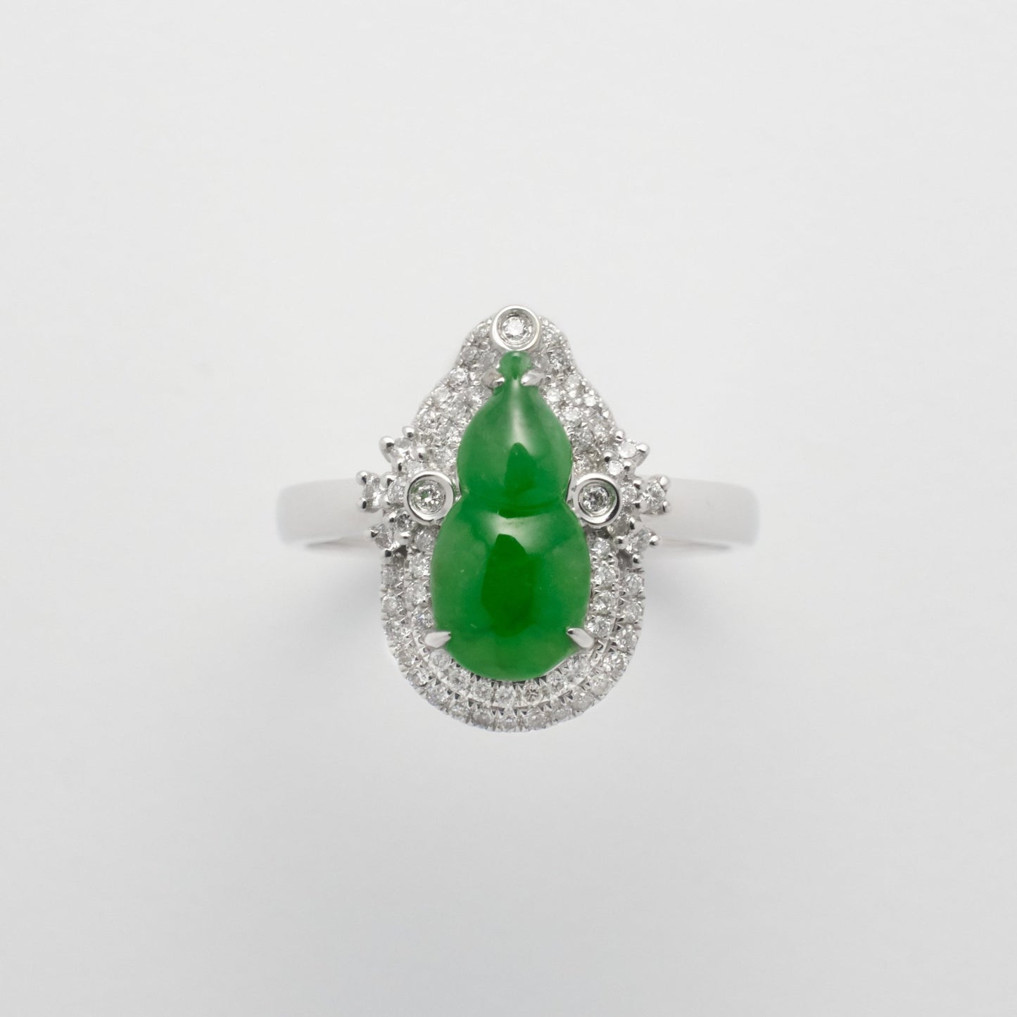 Ring - 18K白金緬甸老坑鮮綠葫蘆形天然翡翠配鑽石吊墜兩用戒指 - 雅玉珠寶