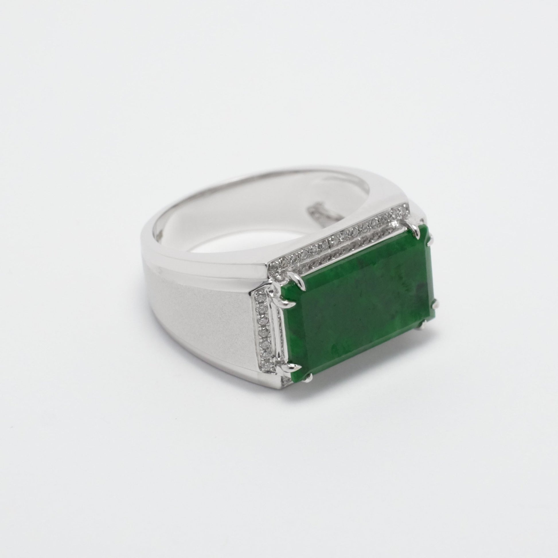 Ring - 18K白金緬甸老坑花青方面天然翡翠配鑽石戒指 - 雅玉珠寶