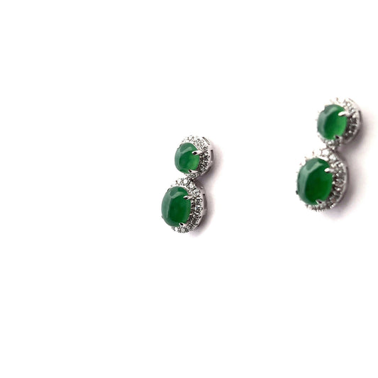 耳環 - 冰種陽綠鵝蛋形天然翡翠配鑽石18K白色金耳環 - 雅玉珠寶