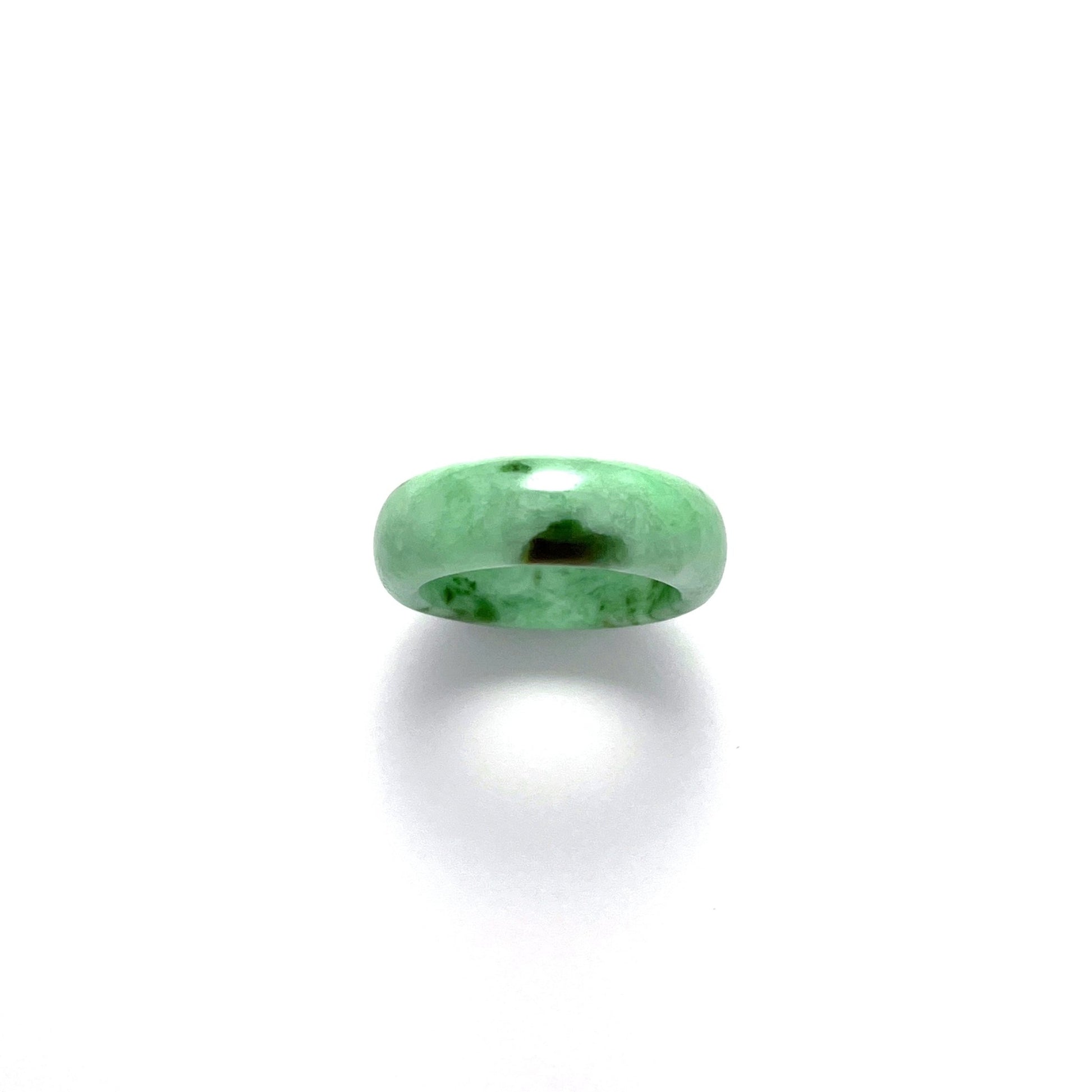 戒指 - 豆青綠色圓福形天然翡翠戒指 - 雅玉珠寶